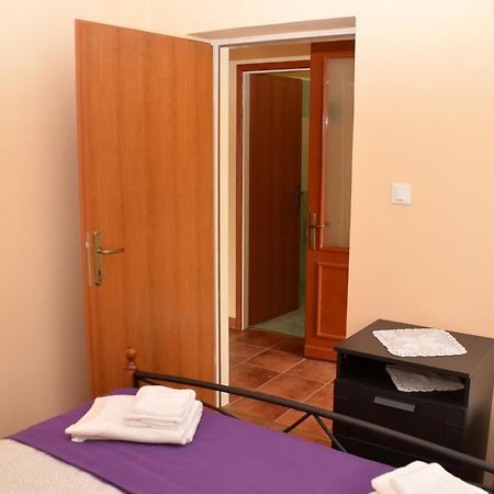 Apartment Renata Ловран Екстериор снимка