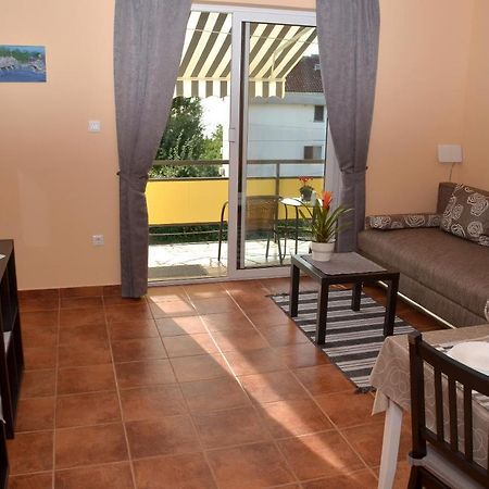 Apartment Renata Ловран Екстериор снимка